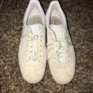 Adidas gazelles